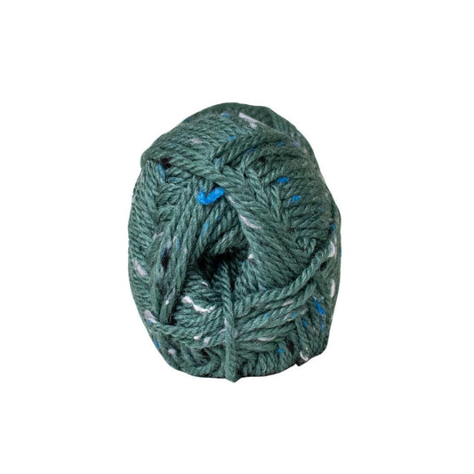 Cleckheaton Country Naturals 8 Ply 2006 Topiary