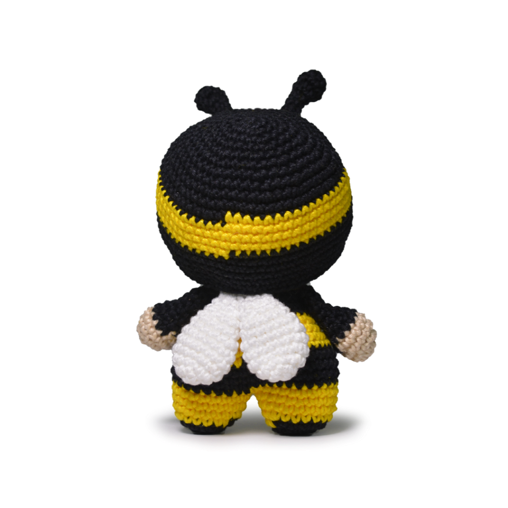 Circulo Amigurumi Kit "Too Cute" Bumblebee