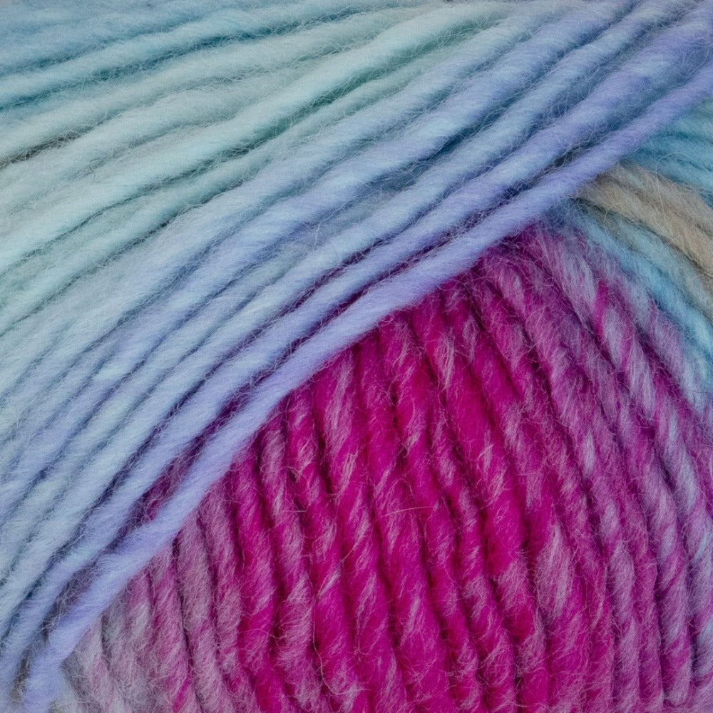 Cleckheaton Verve 12 Ply 8711 Folklore