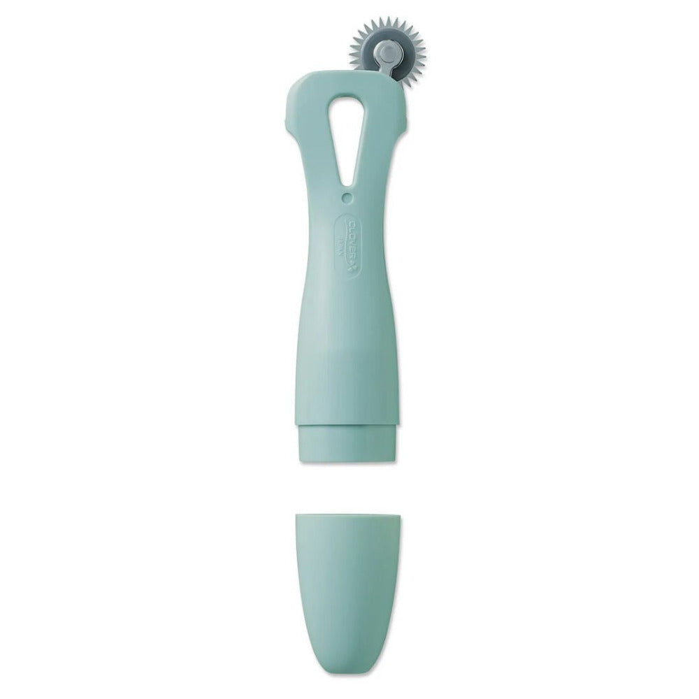 Clover 4870 Grip Fit Triple Tracing Wheel