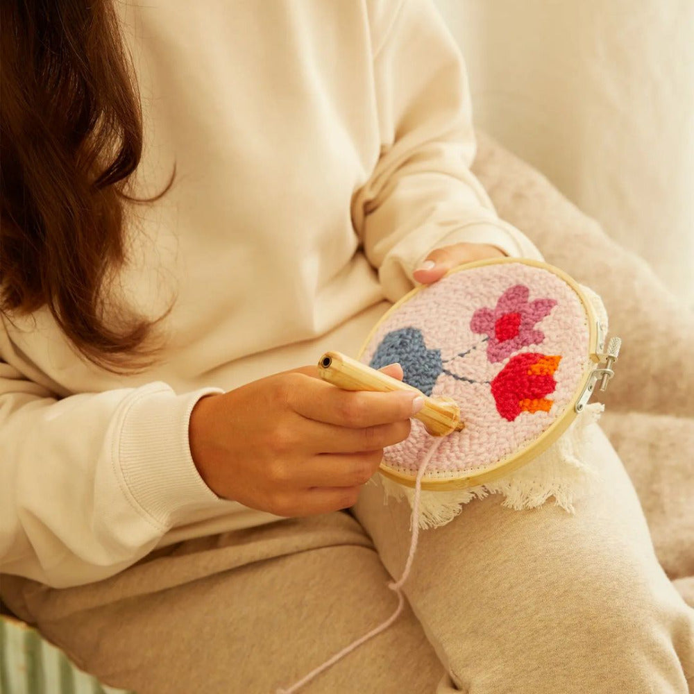 DMC The Gentle Flowers Punch Needle Kit