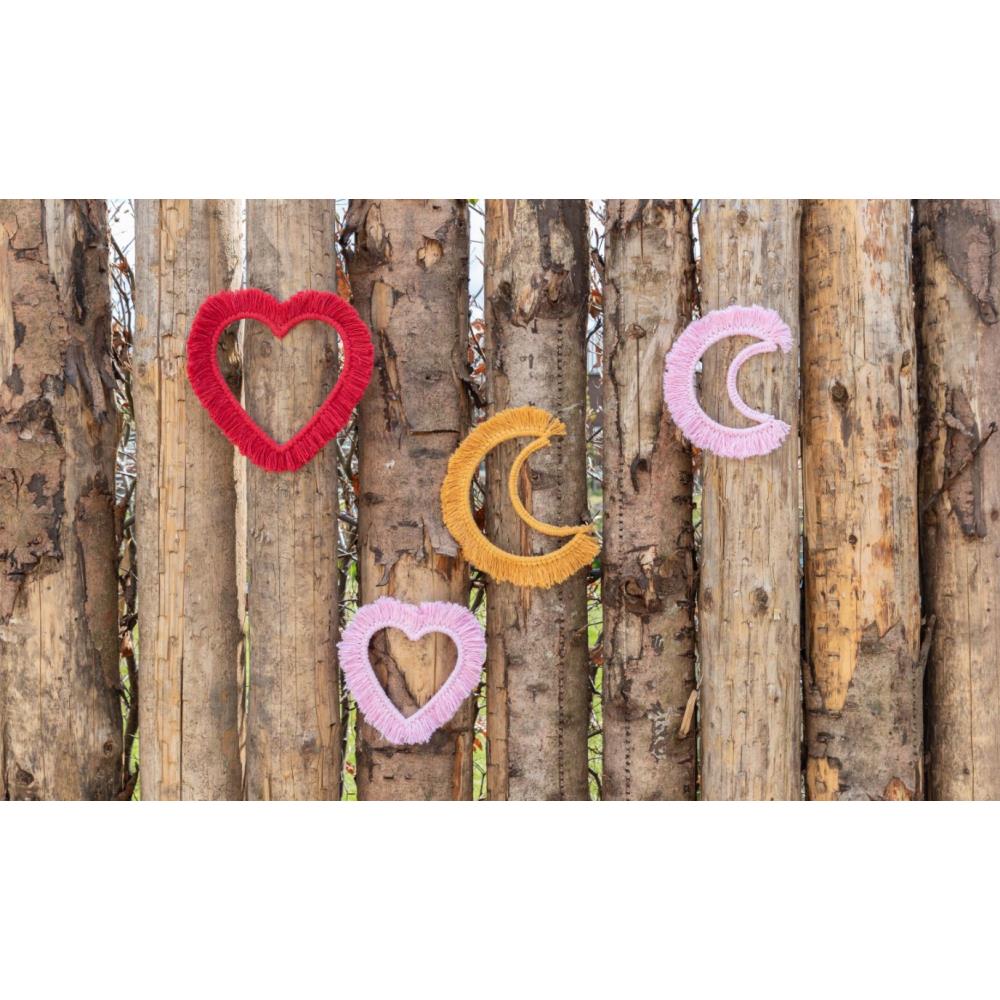 Hoooked Macramé Frame Set of Three Hearts
