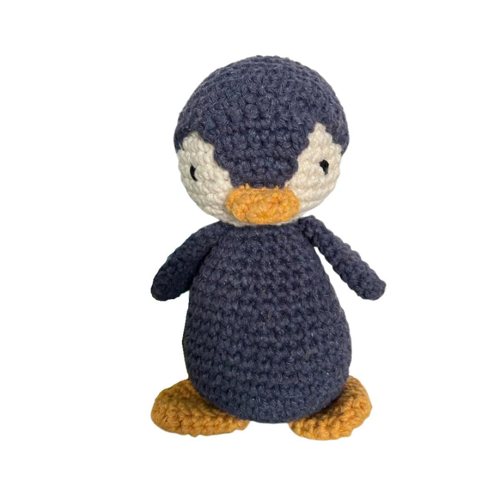 Hoooked Crocheted Amigurumi Frosty Penguin Kit – thekraftymobile