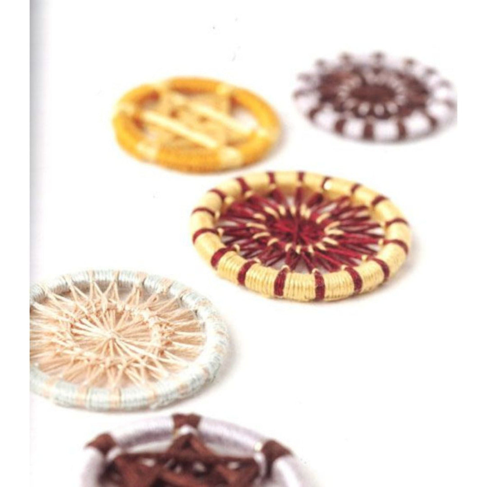 Lace Reimagined - 30 Inspiring Projects for Making and Using Lace Creatively by Elizabeth Healey