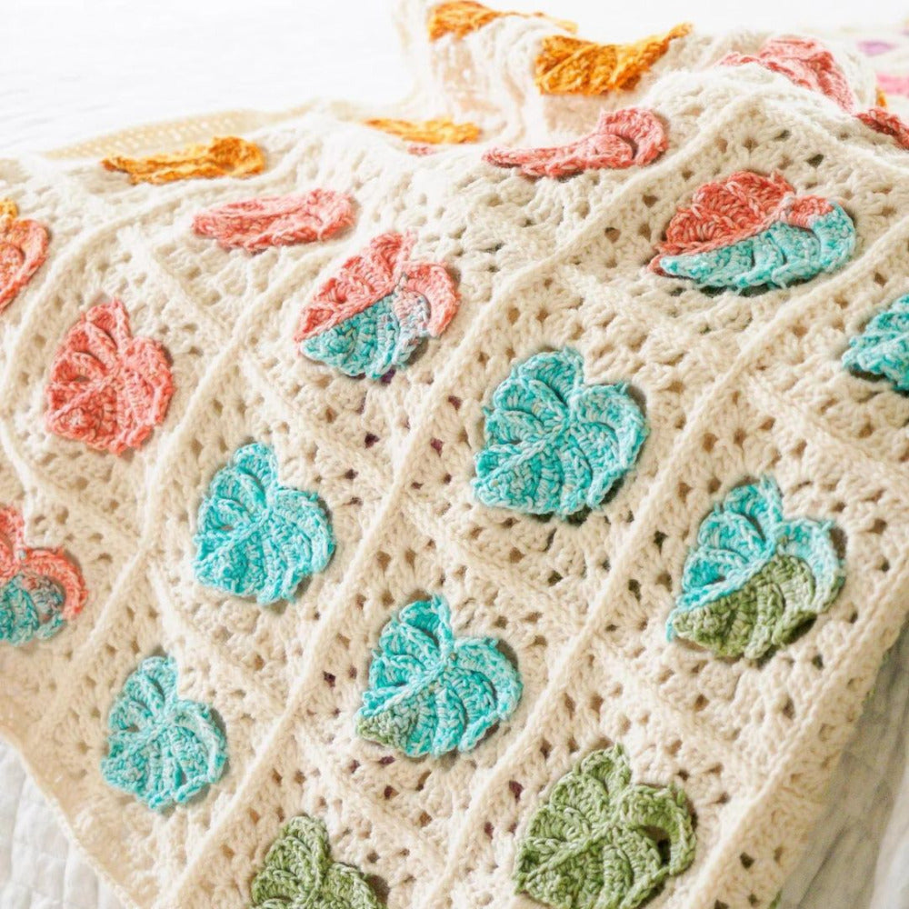 Lion Brand Mandala Ombré 551-205 Tranquil