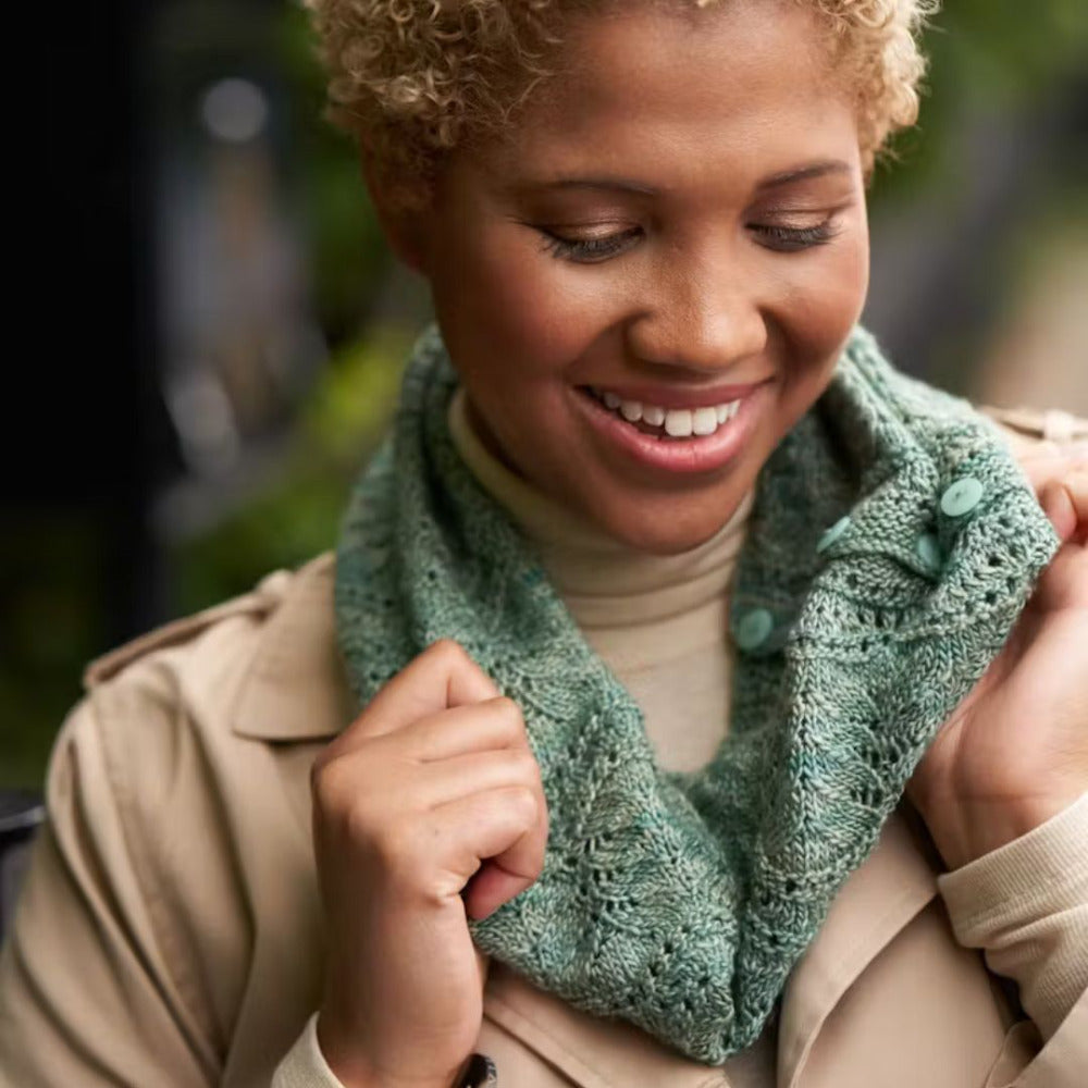 Malabrigo Book 20 "Mechita and Sock" Wave Cowl