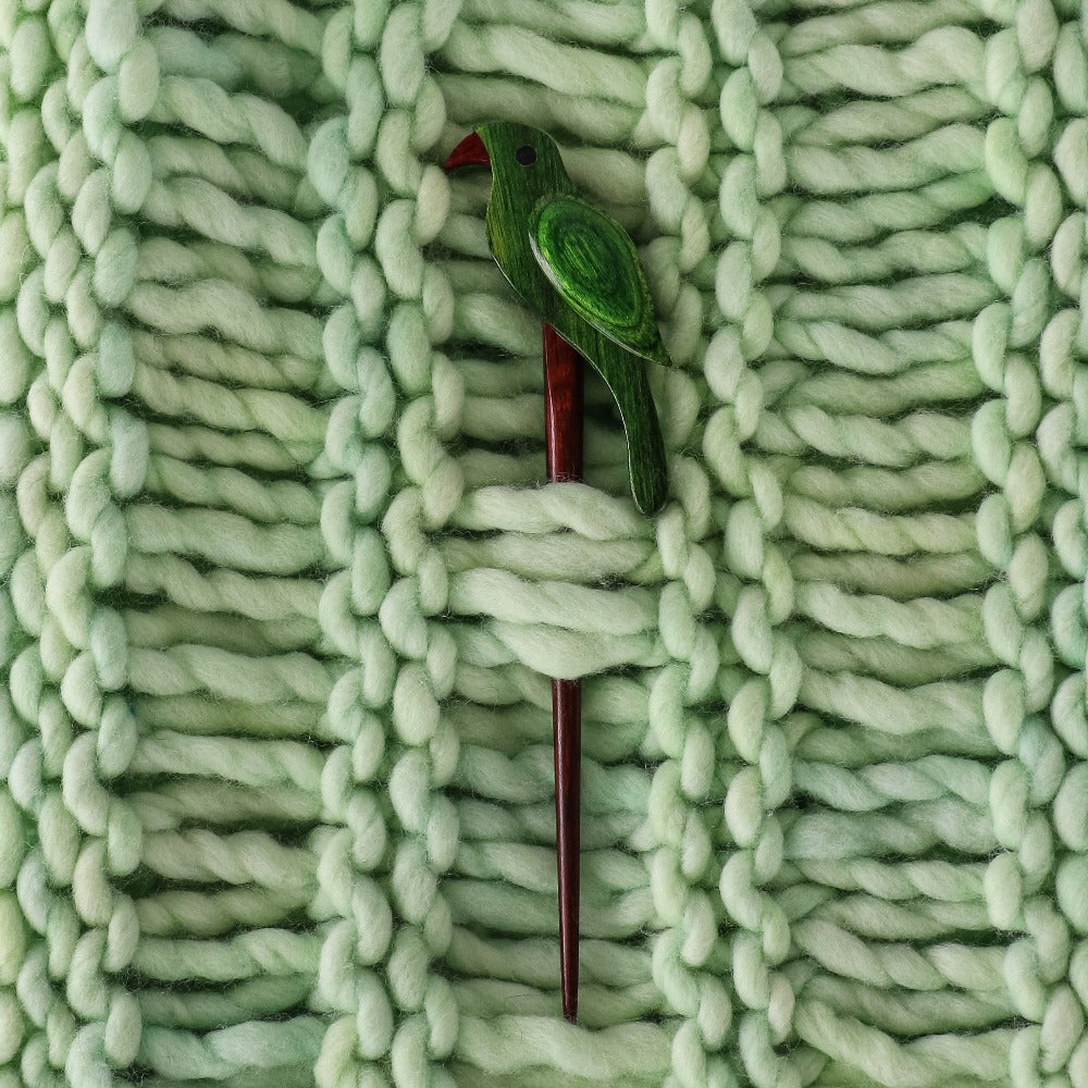 Knit Pro 20929 Flora Chirpy Timber Shawl Pin