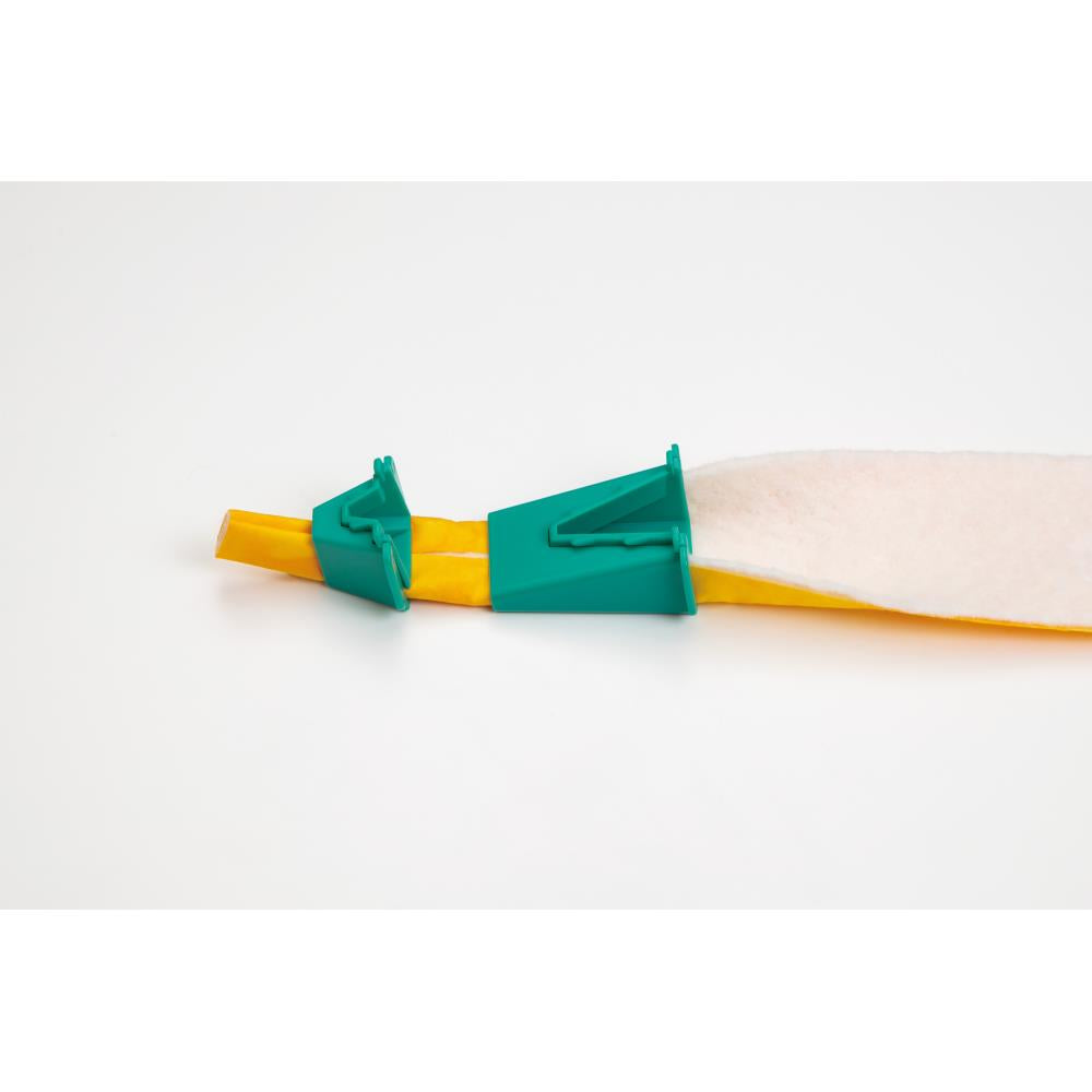 Clover 4022 Fabric Tube Maker