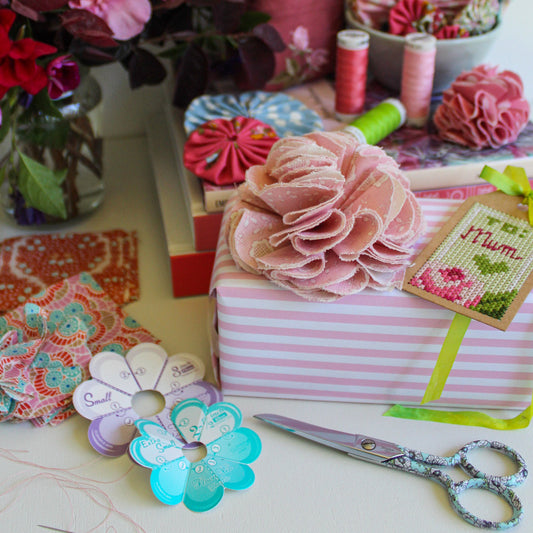 Clover 8461 Flower Frills Templates Large and Extra Large/125mm-150mm