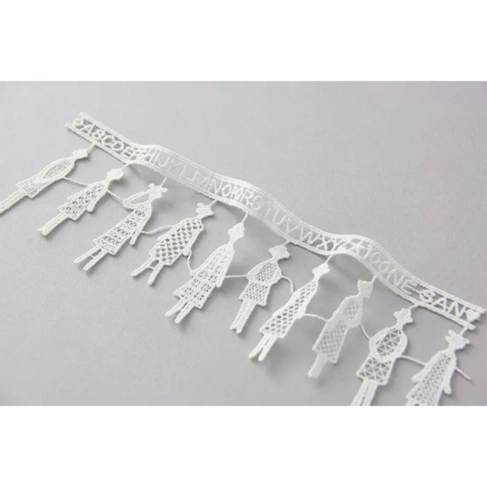 "100 Nee-San Ladies" Lace