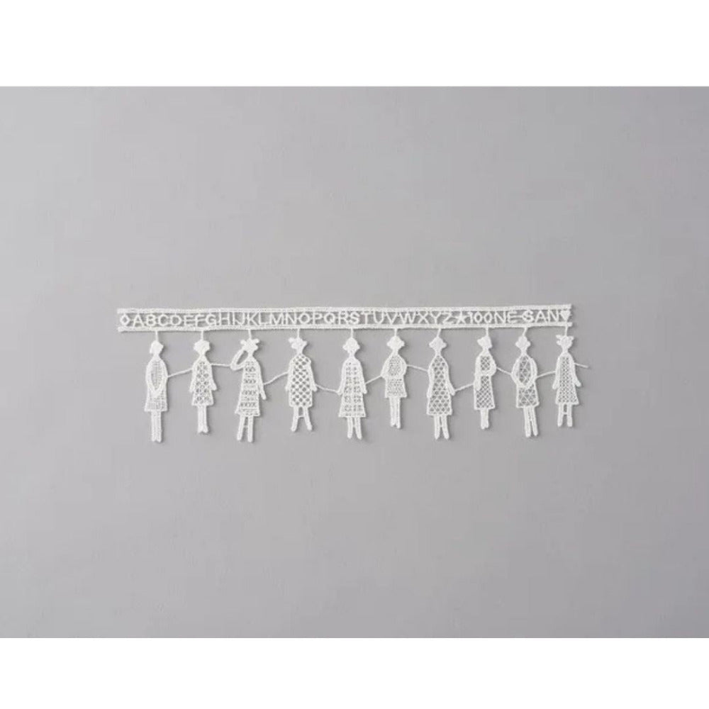 "100 Nee-San Ladies" Lace