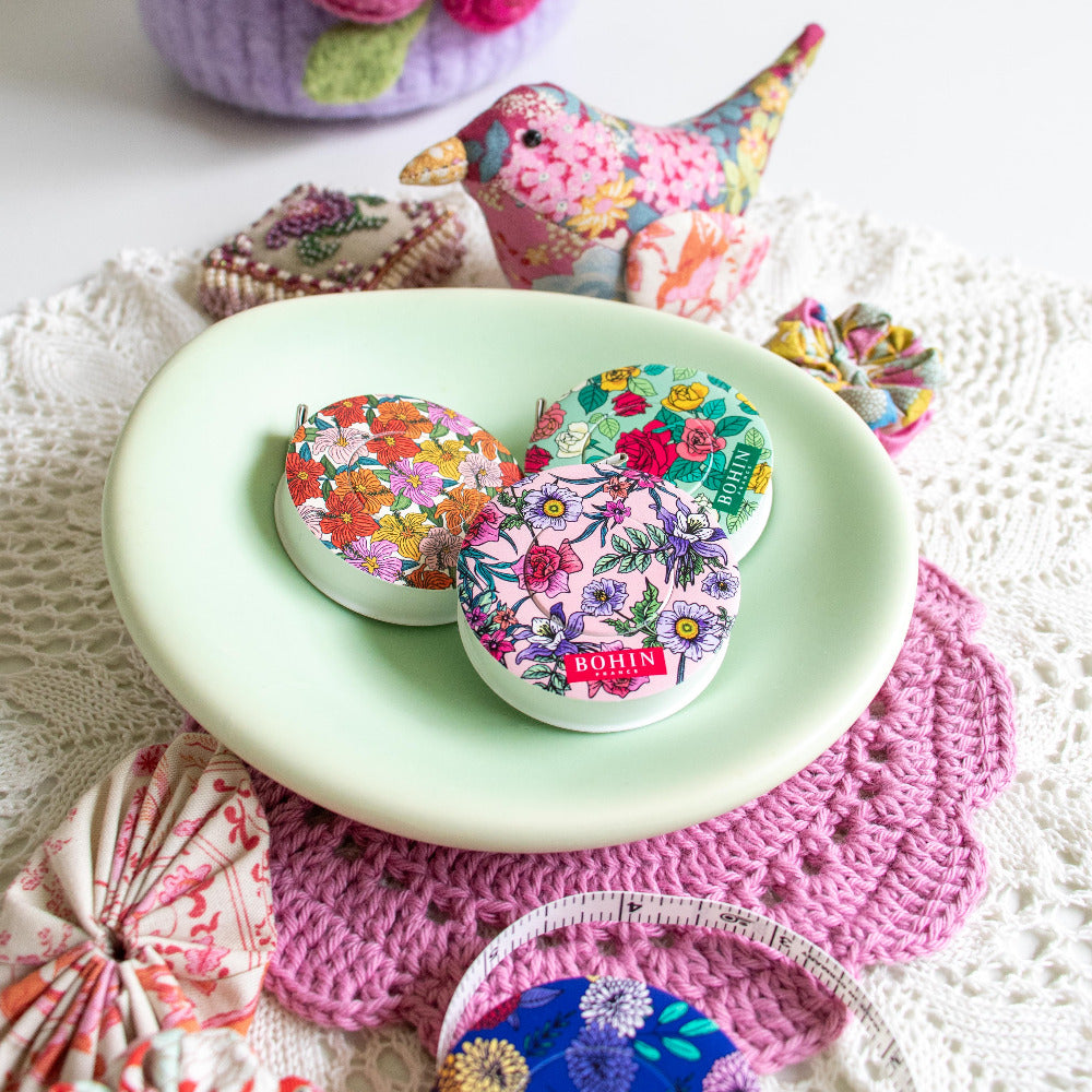 Bohin Retractable Tape Measure "Blossom"
