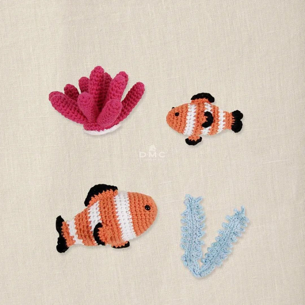 DMC Amigurumi Crochet Kit Clownfish – thekraftymobile