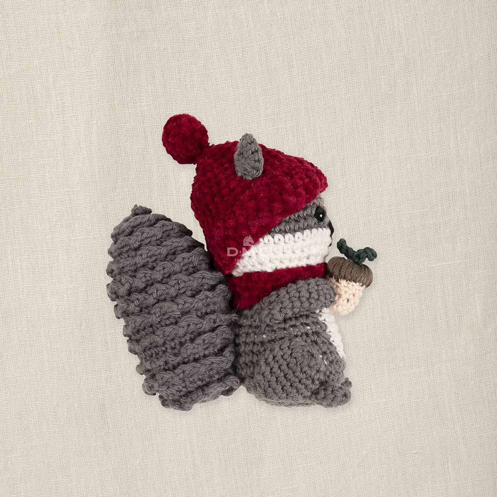 DMC Nutty Squirrel  Amigurumi Crochet Kit
