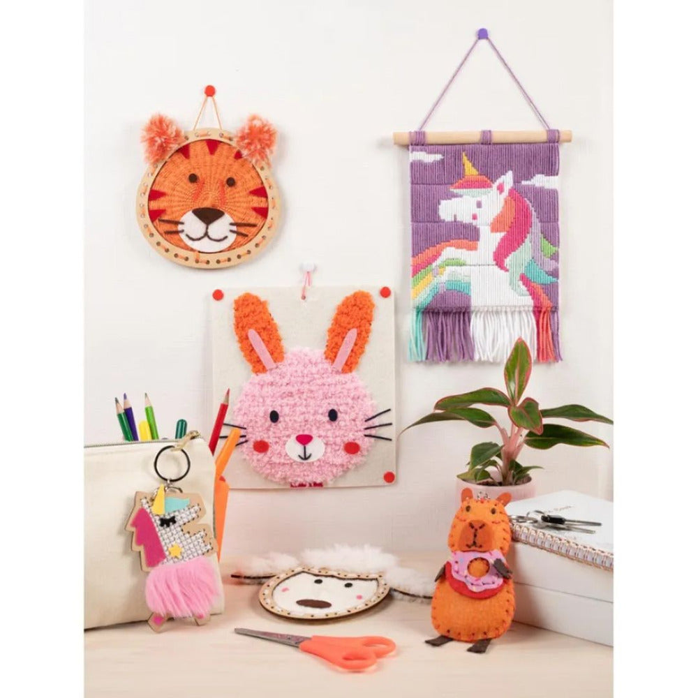 DMC Kids Stitched Felt Keyring Kit - Dancing Queen