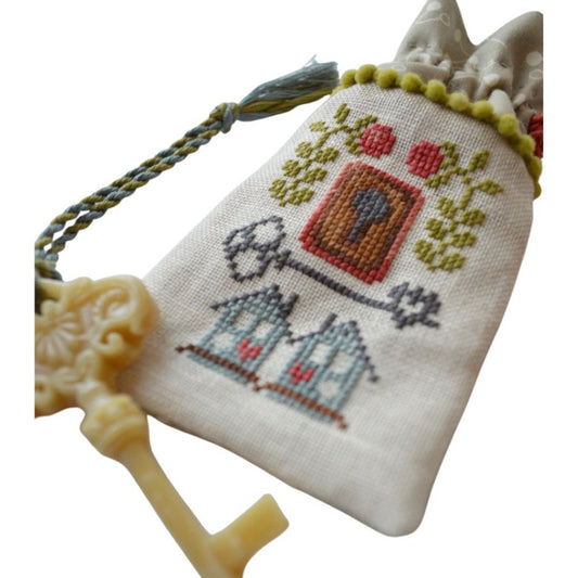 Hands on Design "My Stitcher's Heart" Counted Cross Stitch Design