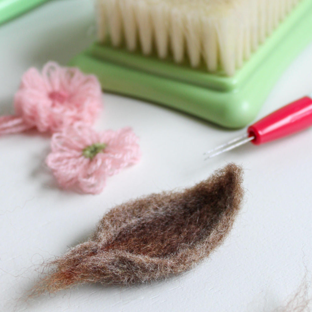 Use your Clover Felting Mat to create felted elements or entire needle felted projects.