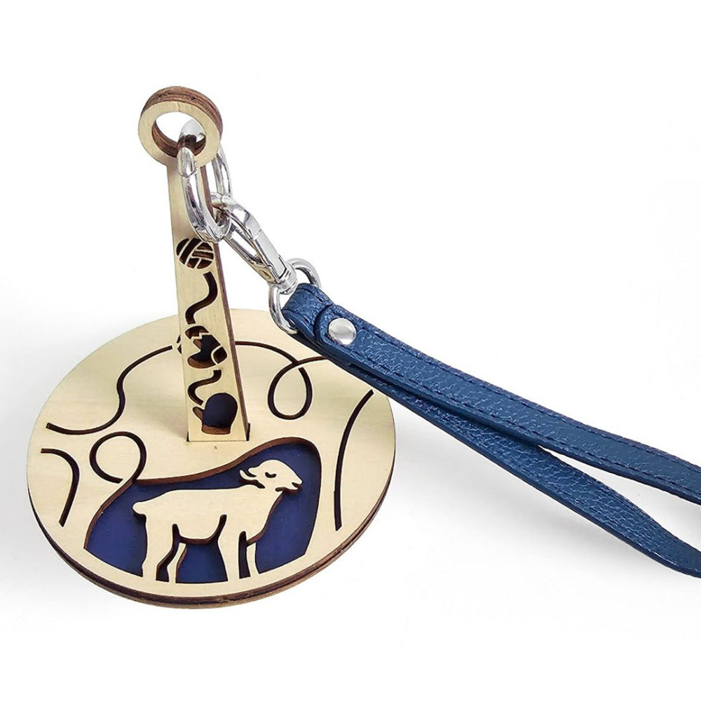 Hemptique Wrist Yarn Holder Sheep