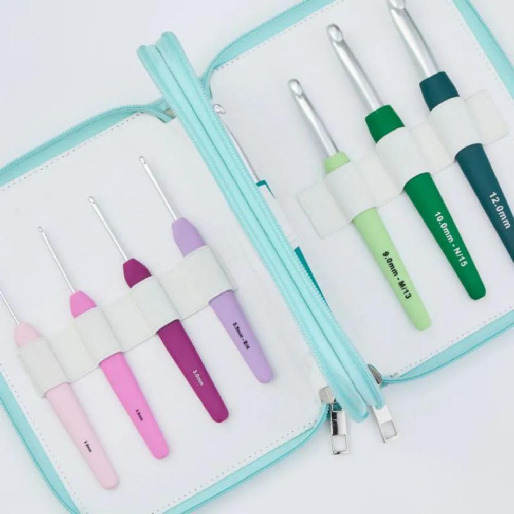 KnitPro Waves 2.0 Grande Single Ended Crochet Hook Set of 14 Hooks