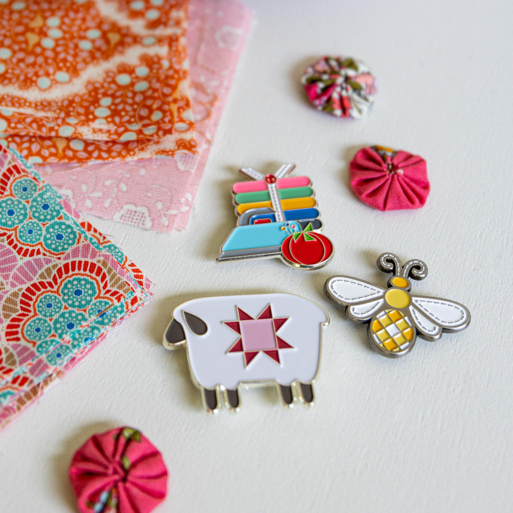 It's Sew Emma Sew Day Enamel Magnetic Needle Minder