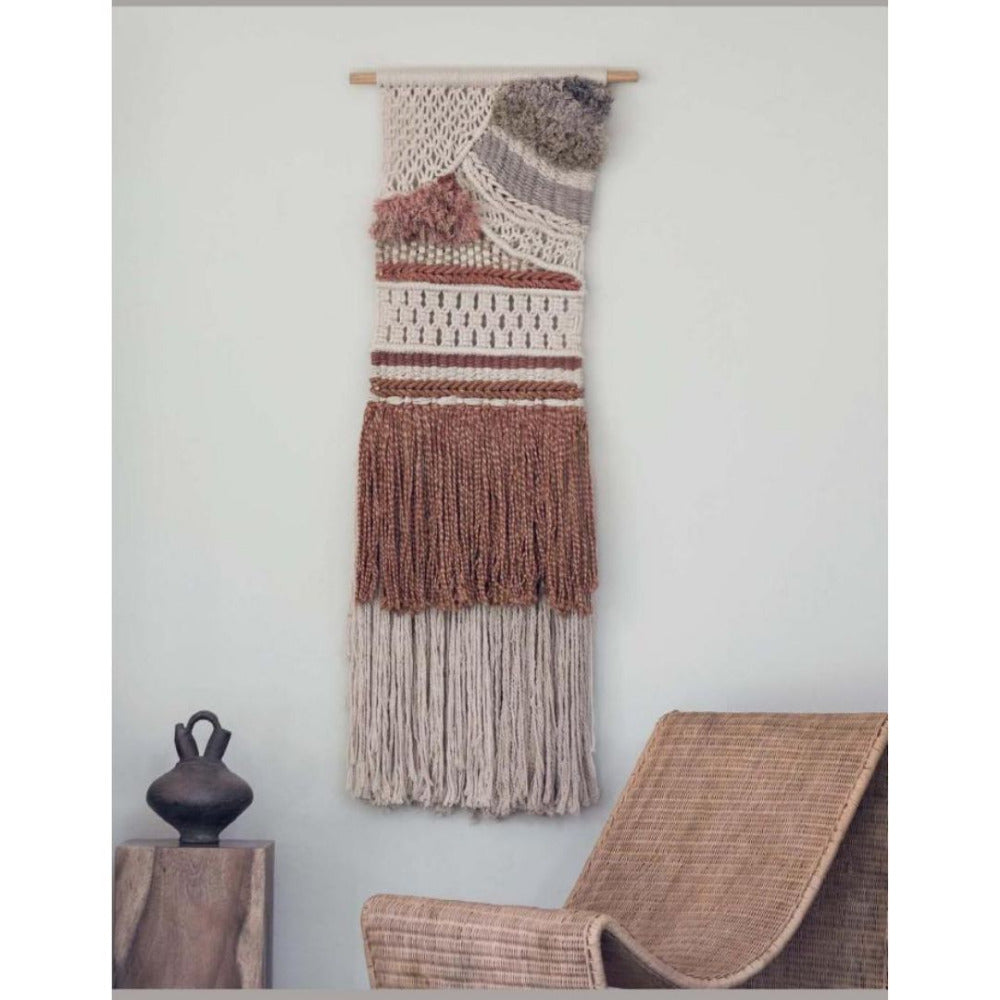 Macraweave - Macramé Meets Weaving with 18 Stunning Home Décor Projects by Amy Mullins & Marnia Ryan-Raison