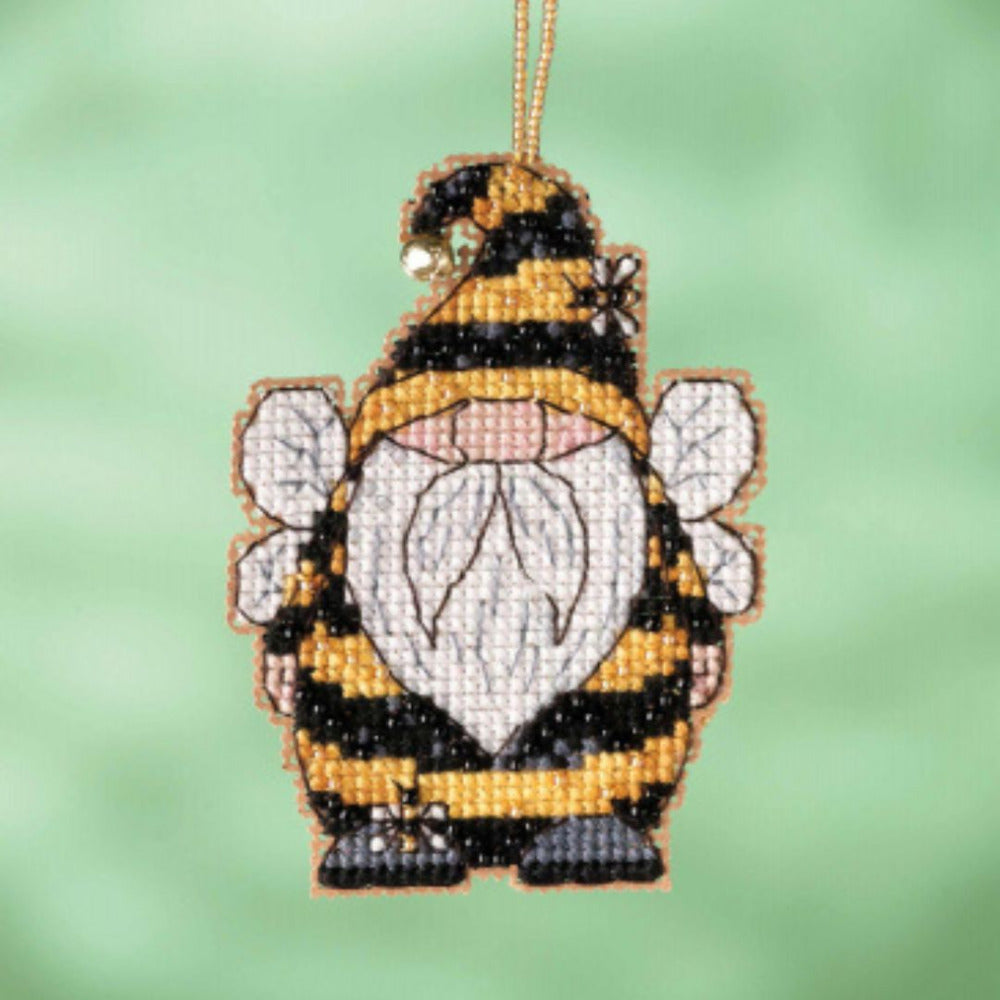 Mill Hill MH16-2211 Bee Gnome Counted Cross Stitch Kit