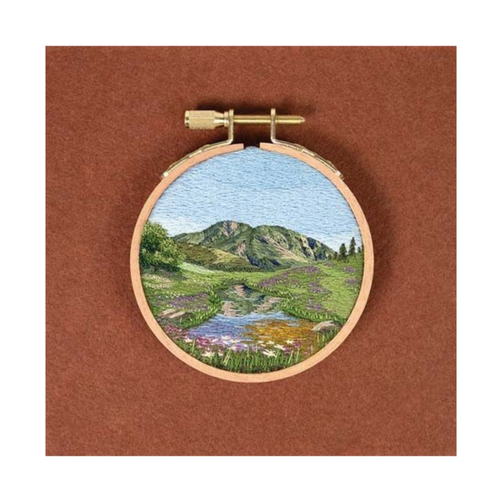 Richly Stitched Landscape Embroidery - Mastering Thread Painted Scenes by Cassandra Dias