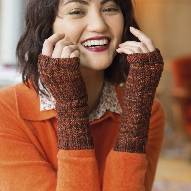 Malabrigo Book 10 Rios Chelsea Market Blackberry-Stitch Wristers